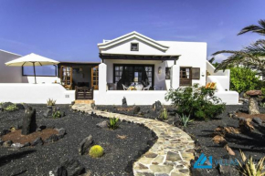 Villa Seventy Seven - LH189 By Villas Now Ltd